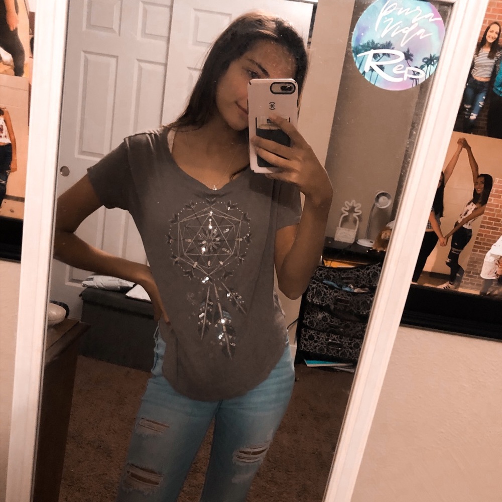 Hollister dream catcher shirt